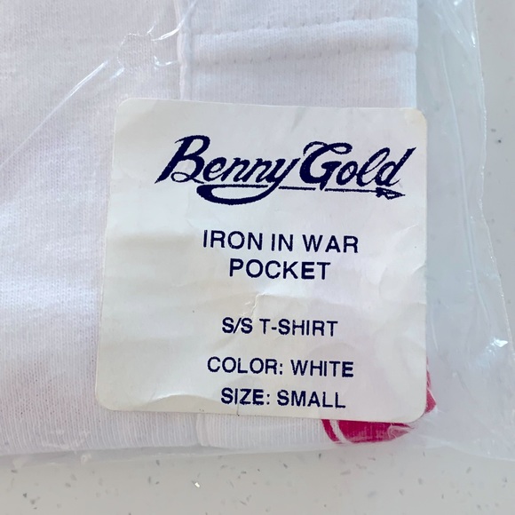 BNWT Benny Gold Iron in War Pocket Tee - Picture 8 of 8